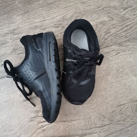 2/$30 Nike shoes / sneakers toddler size 9 - Picture 3 of 6